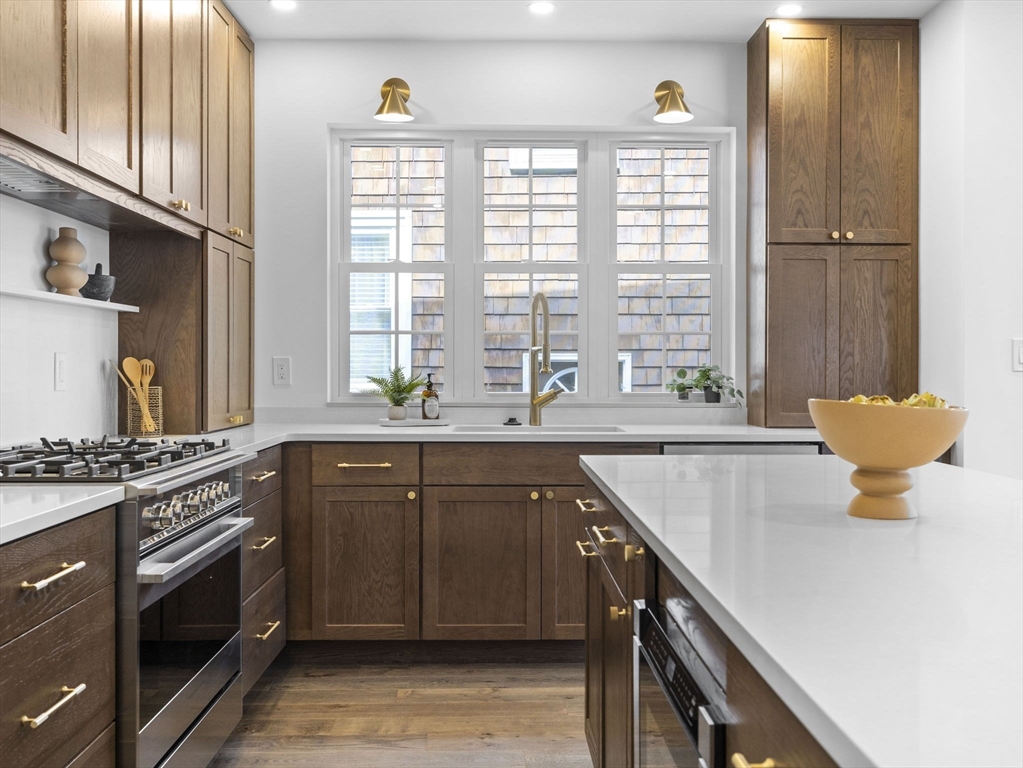 28 Winter St # 28