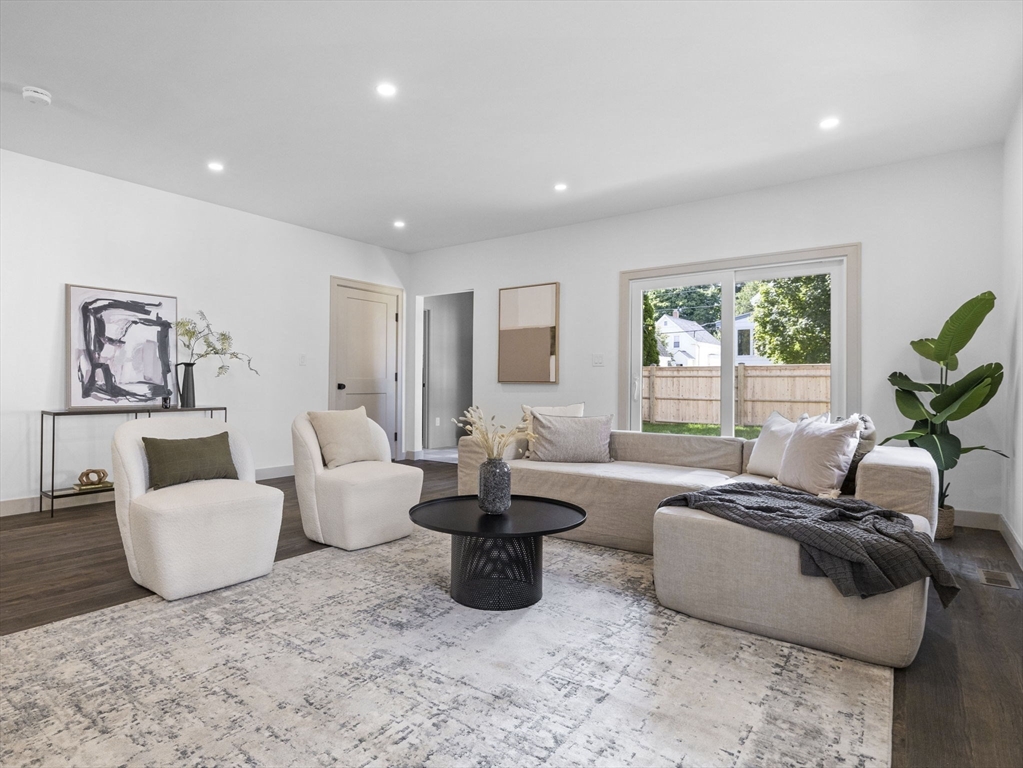 28 Winter St # 28