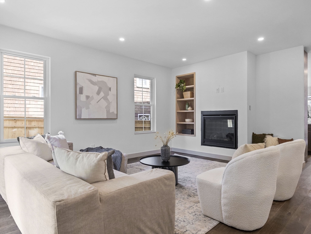 28 Winter St # 28
