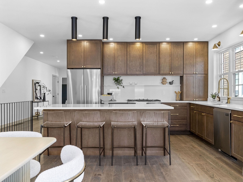 28 Winter St # 28
