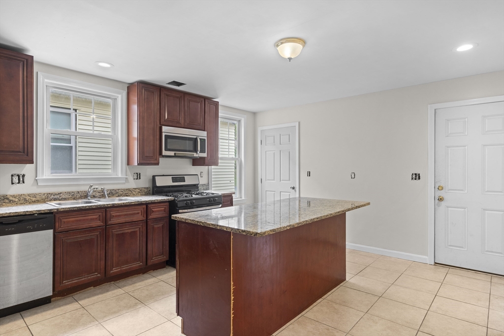 46 Copeland St # 2