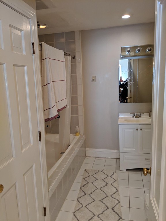16 Commonwealth Ave # 12