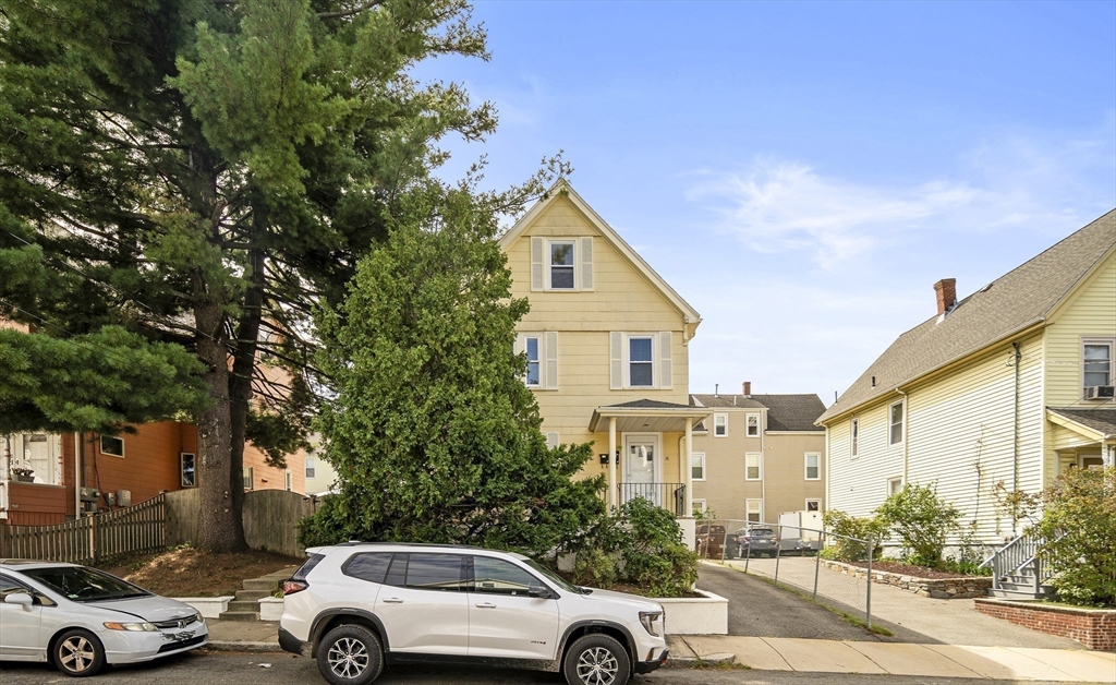 14 Berry St