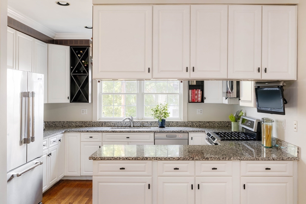 34 Lourdes Avenue # 34