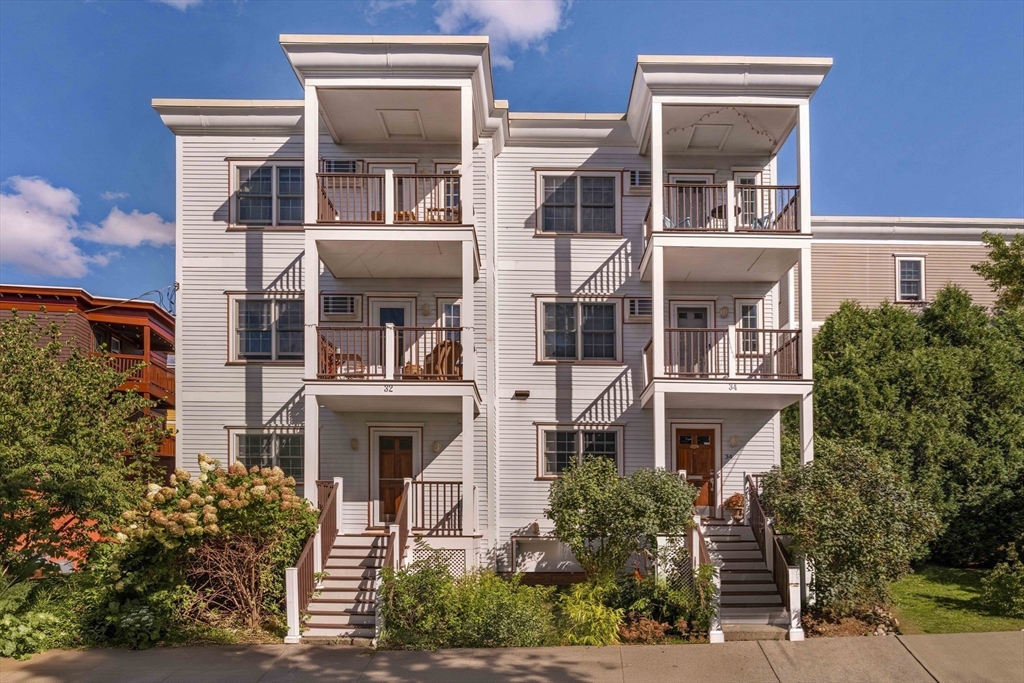 34 Lourdes Avenue # 34