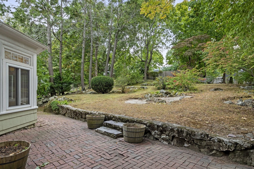 80 Fuller Ave.