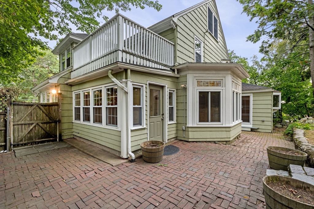 80 Fuller Ave.