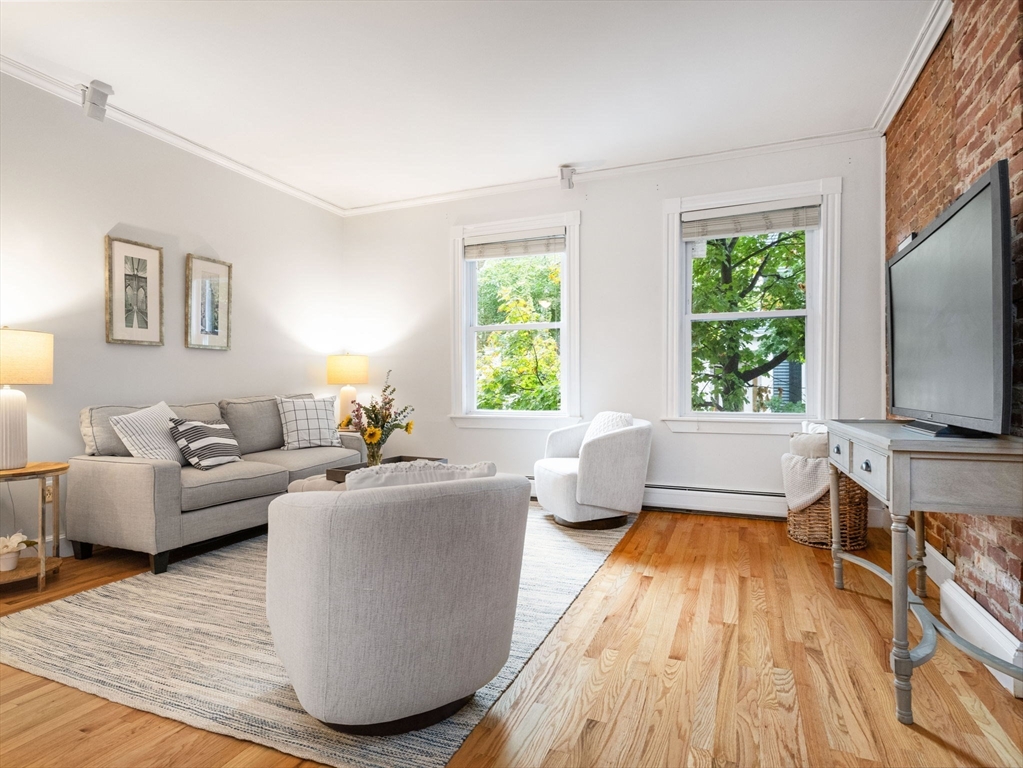 16 Park St # 1