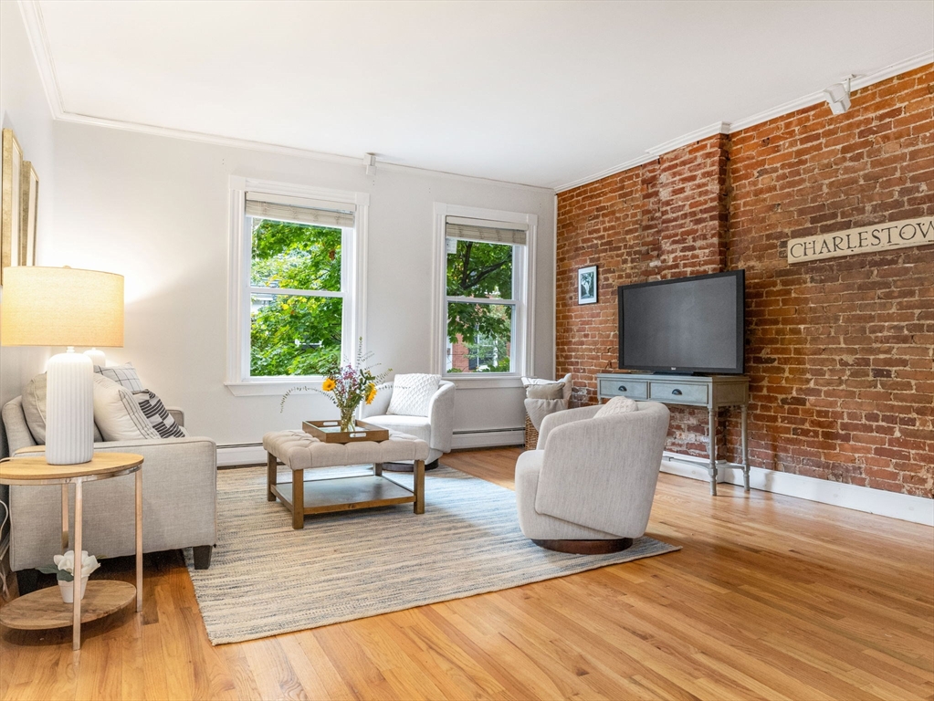 16 Park St # 1
