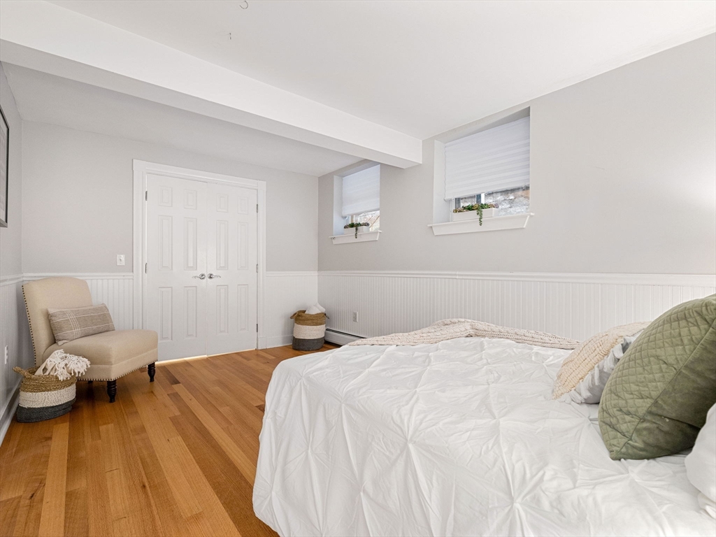 16 Park St # 1