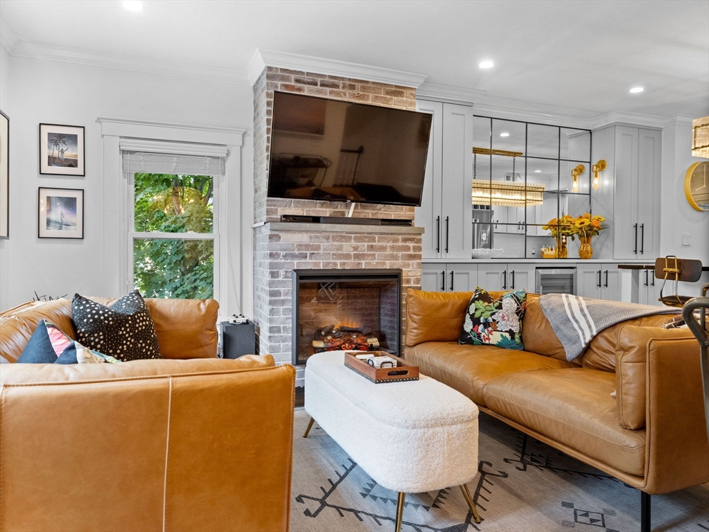 86 Myrtle St # 2