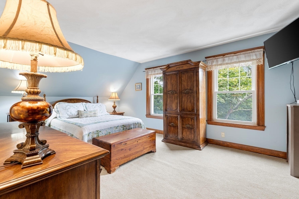 11 Fells Avenue Ter