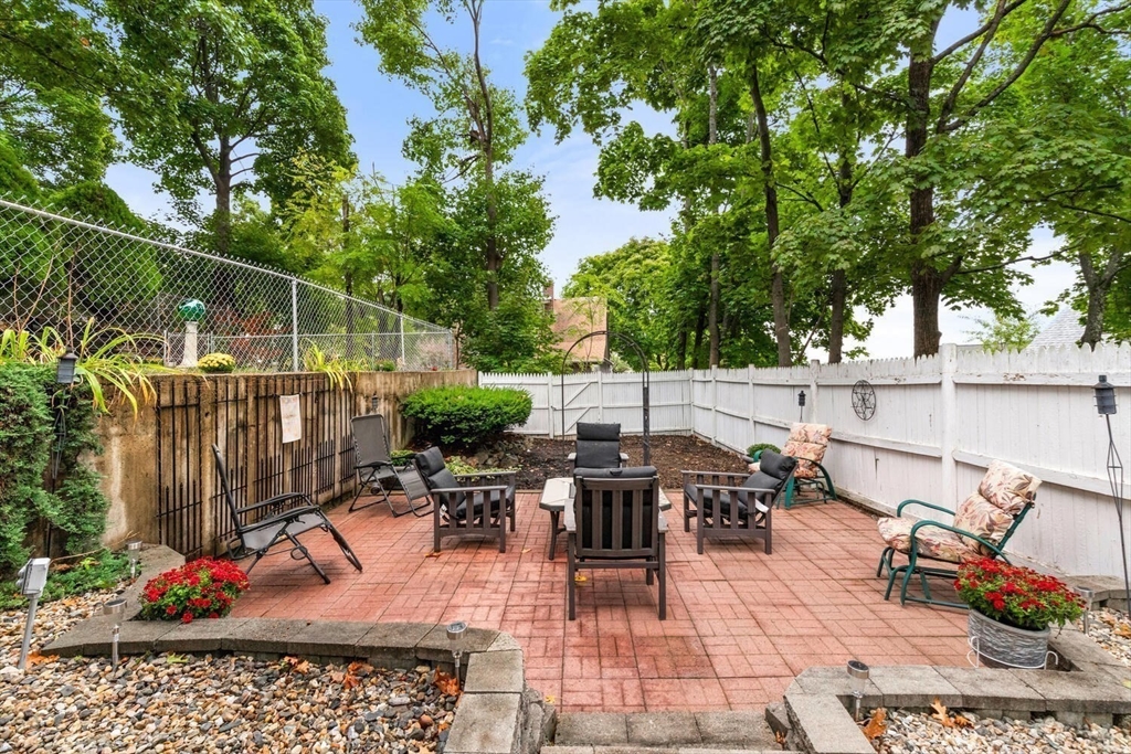 11 Fells Avenue Ter