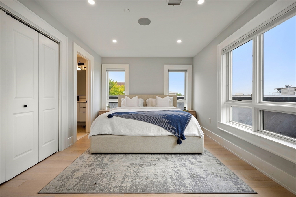 53 F Street # 5