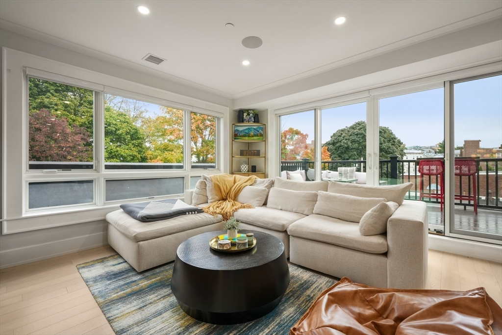 53 F Street # 5