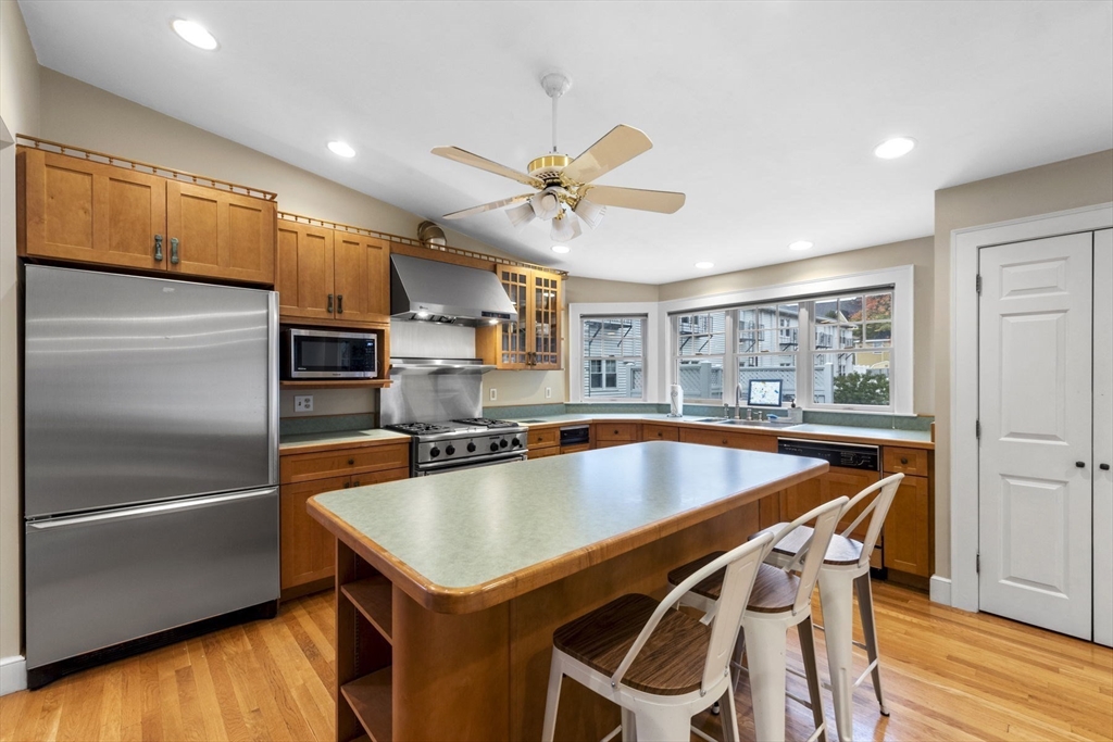 20 Enon St