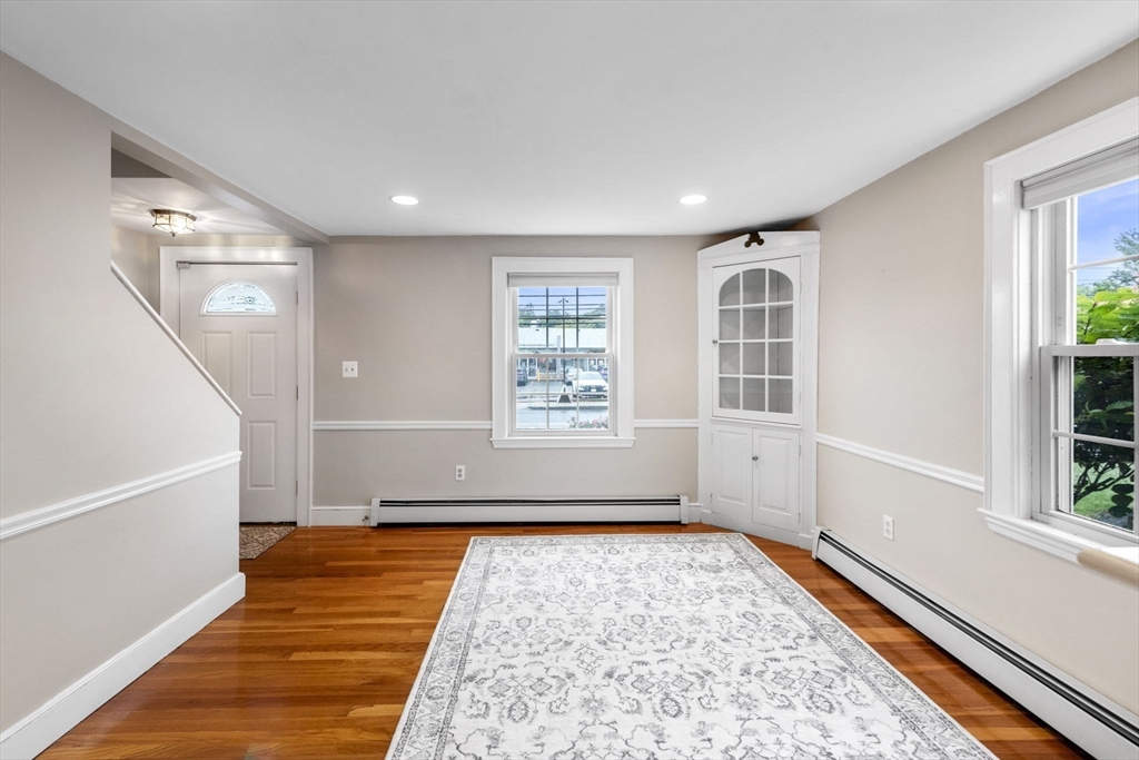 20 Enon St