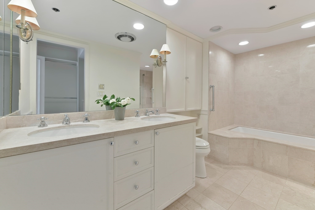 220 Boylston St # 1216
