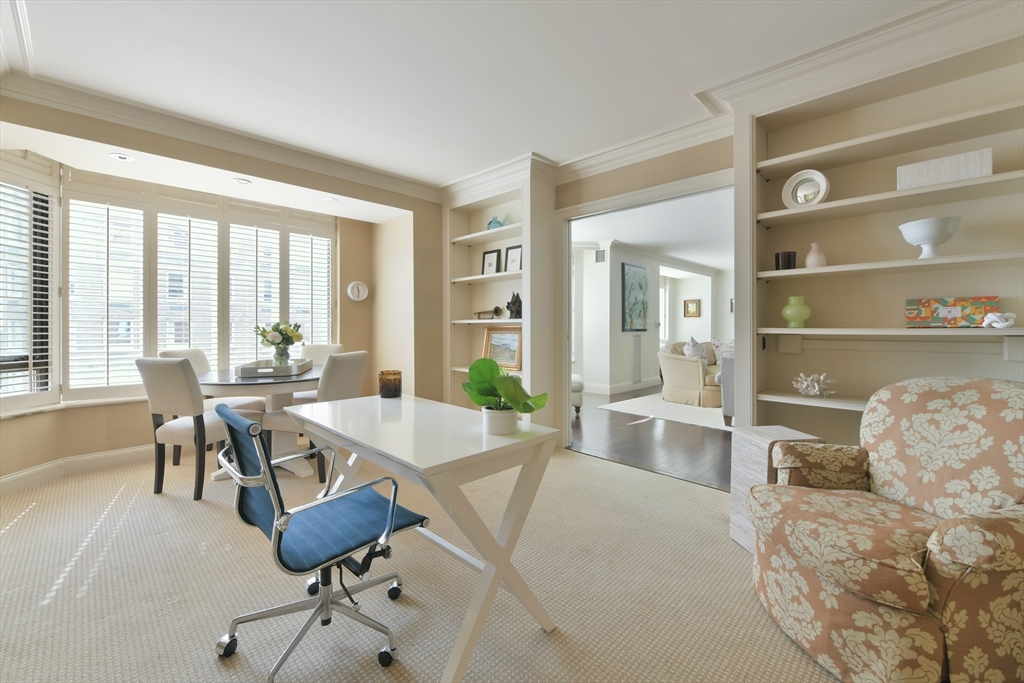220 Boylston St # 1216