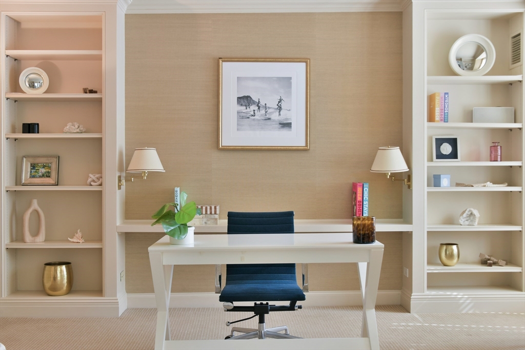 220 Boylston St # 1216