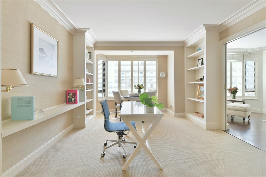 220 Boylston St # 1216