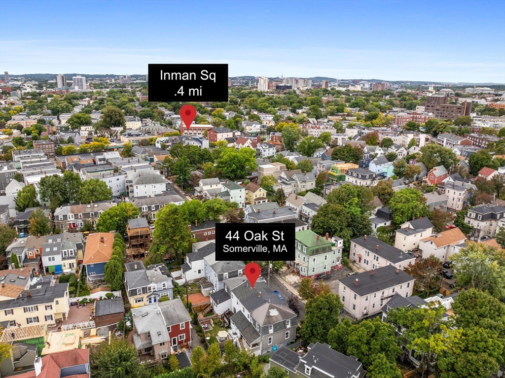 44 Oak St