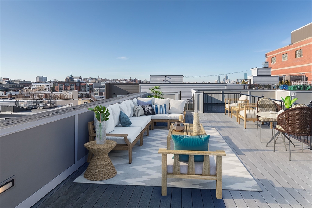 637 East 1st St # 306