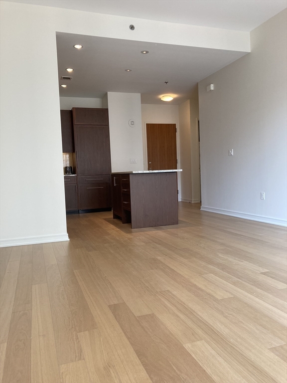 580 Washington St # 812