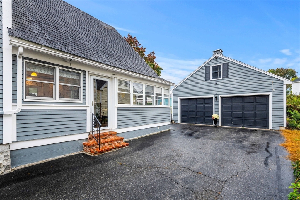 105 Jenness St