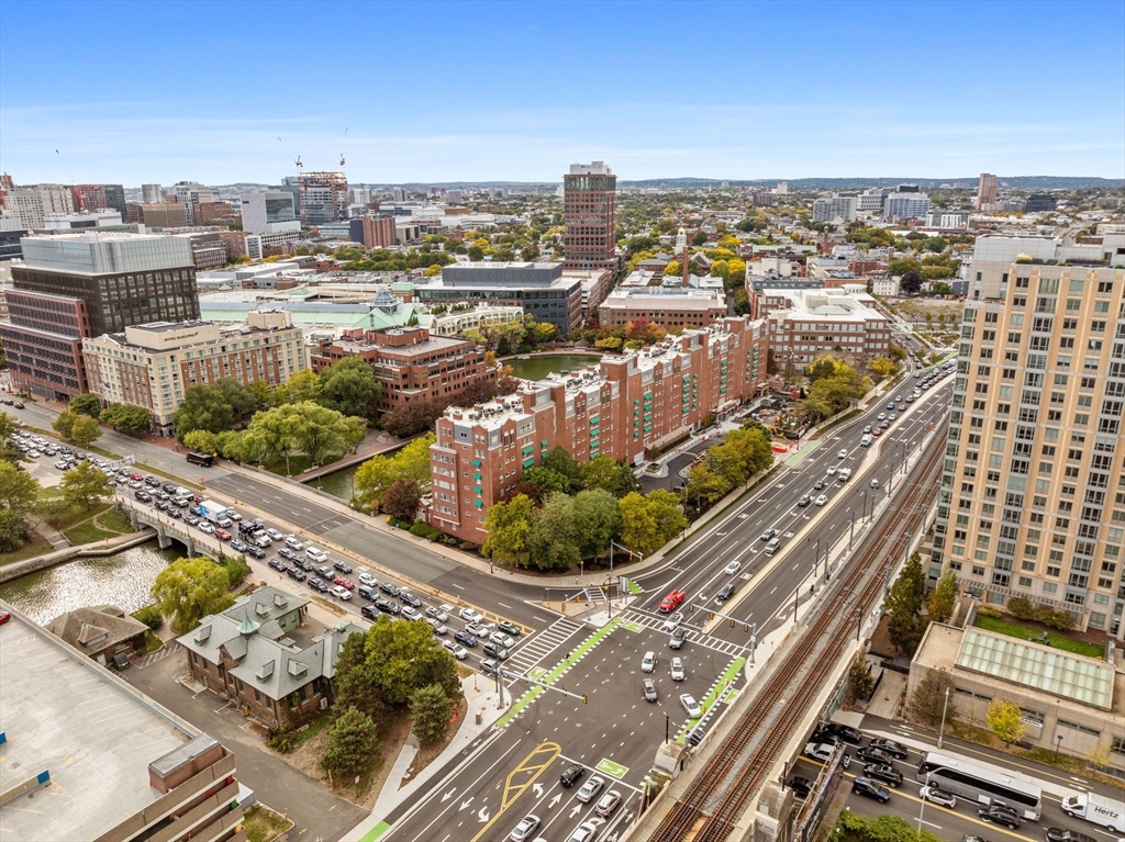 4-6 Canal Park # 210