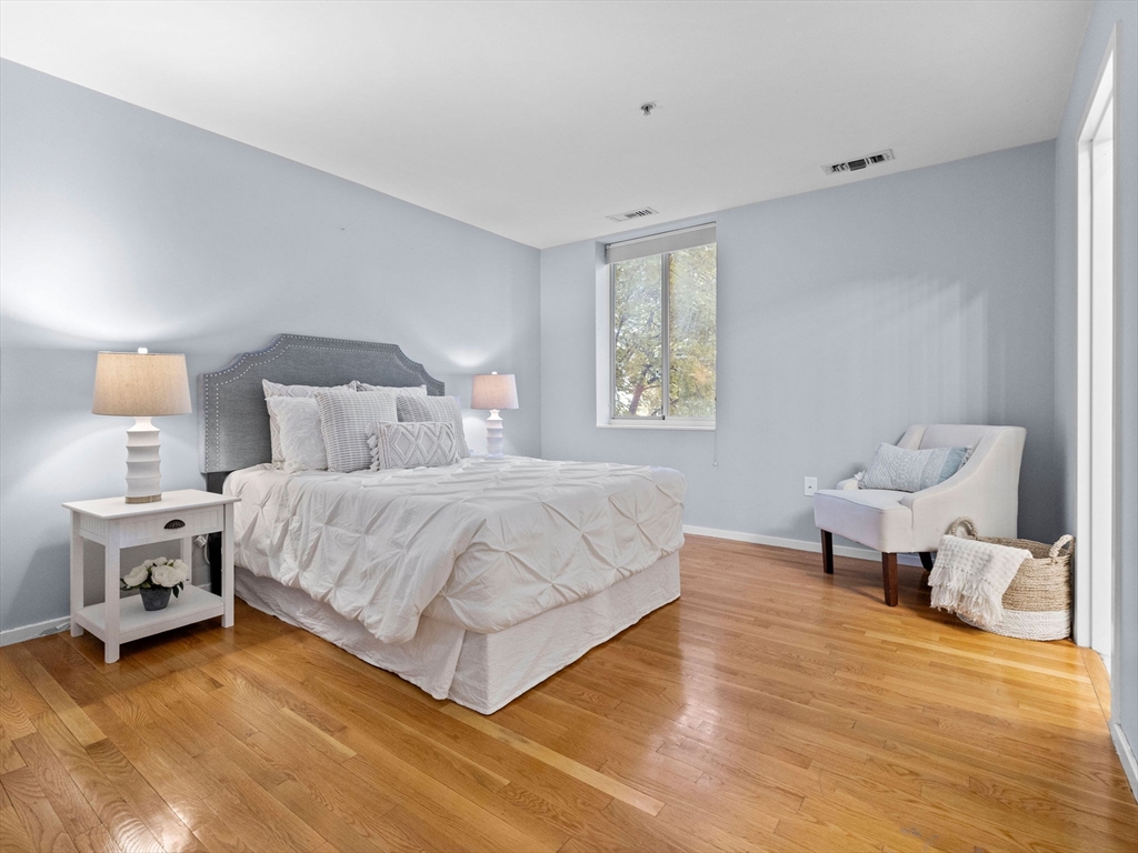 4-6 Canal Park # 210