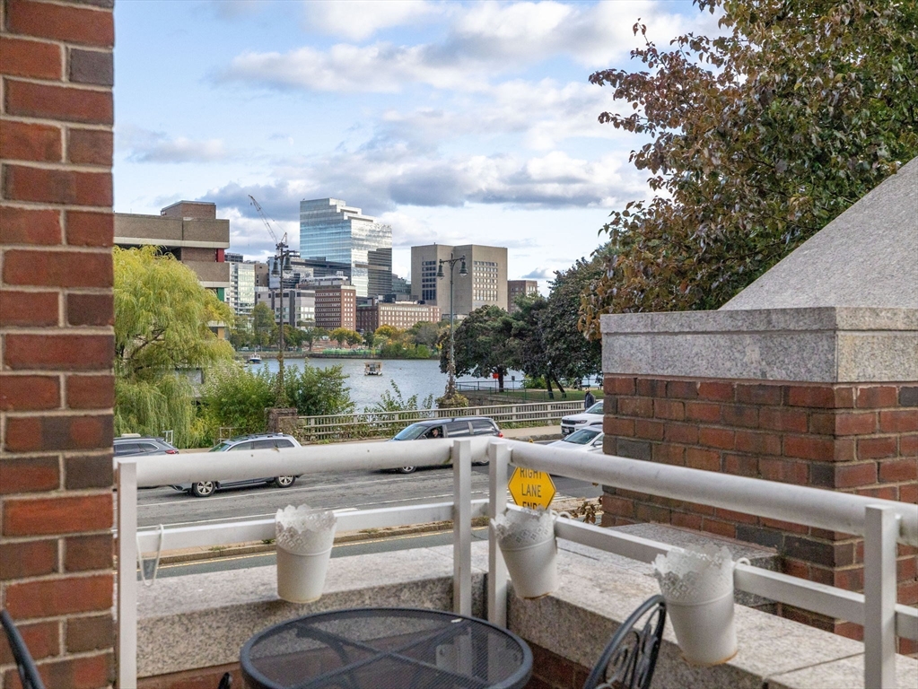 4-6 Canal Park # 210