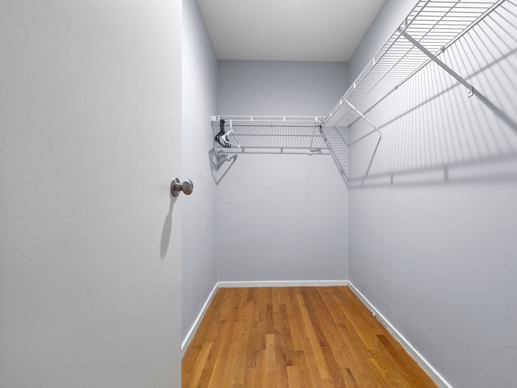 4-6 Canal Park # 210