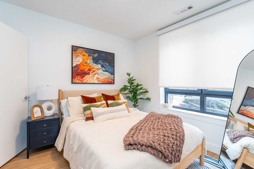 180 Central Ave # 302
