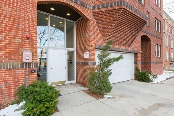 2456 Massachusetts Ave Unit: 203.