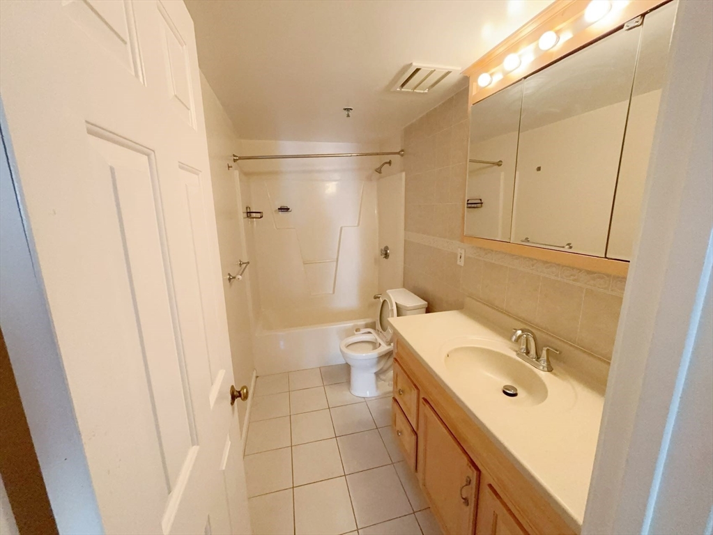 2456 Massachusetts Ave Unit: 203.