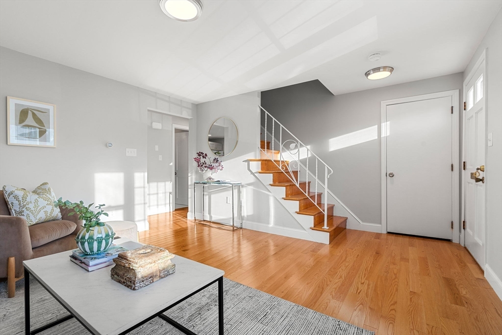 15 Columbia Blvd