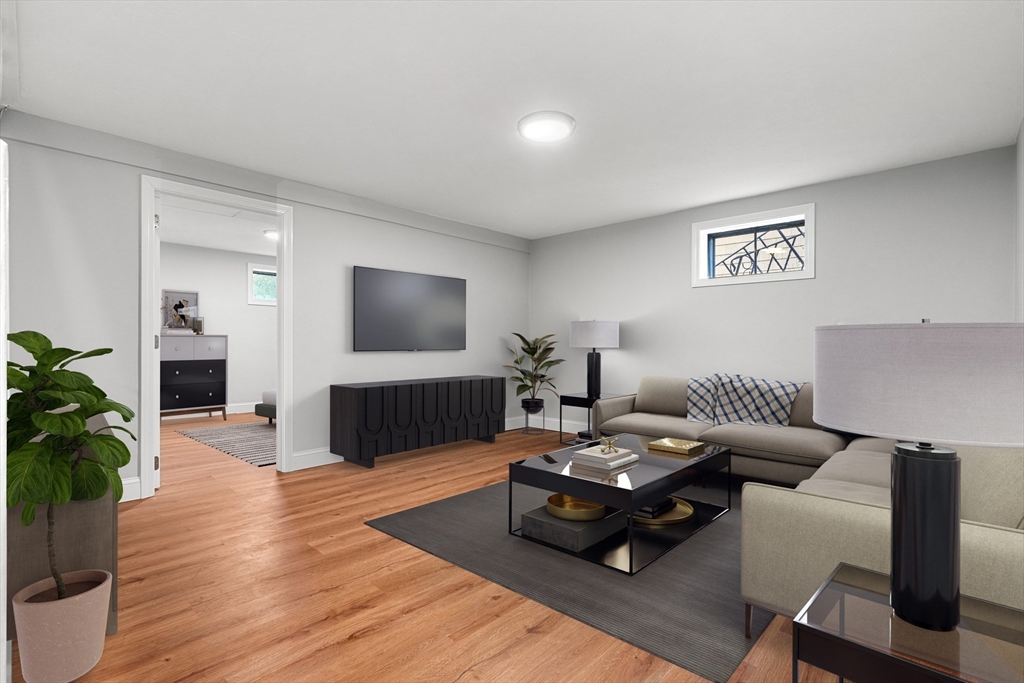 15 Columbia Blvd