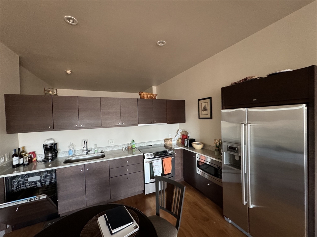 285 Columbus Ave. # 507