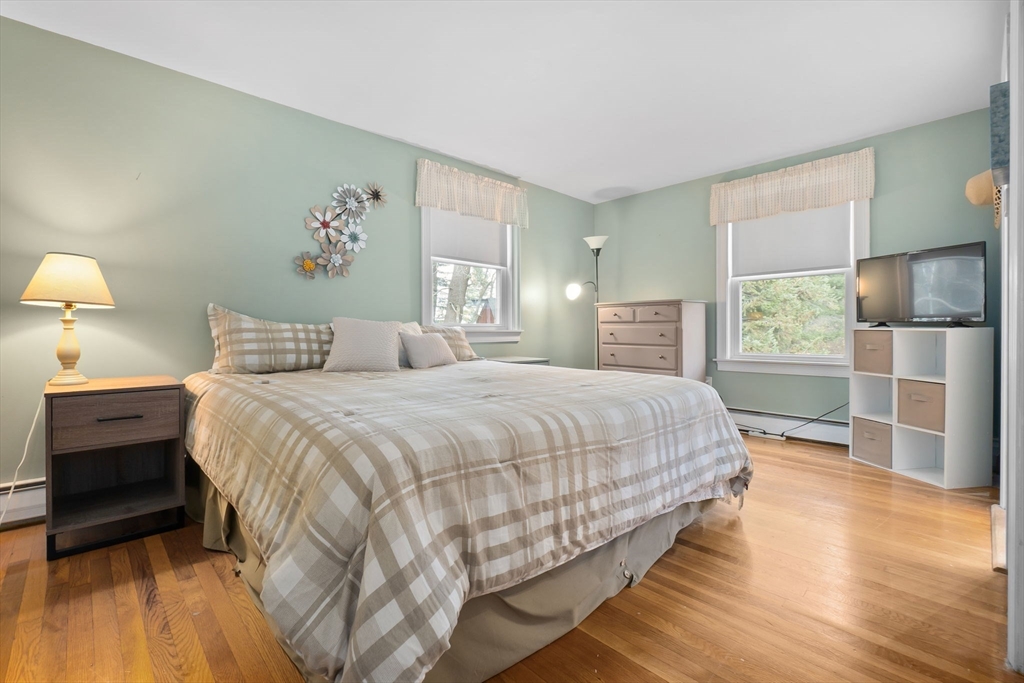 2 Silvermine Rd