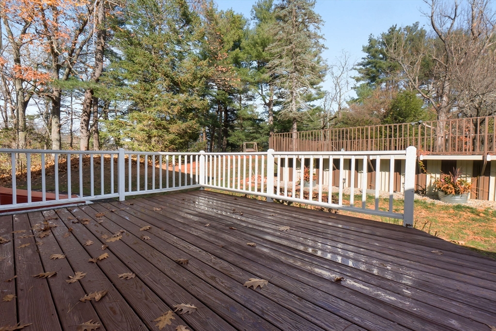 2 Silvermine Rd