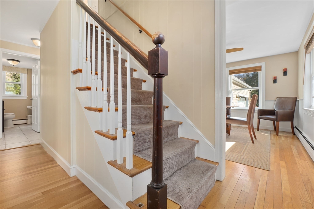 2 Silvermine Rd