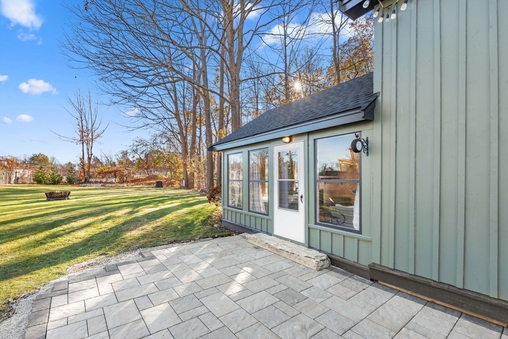 8 Andover St