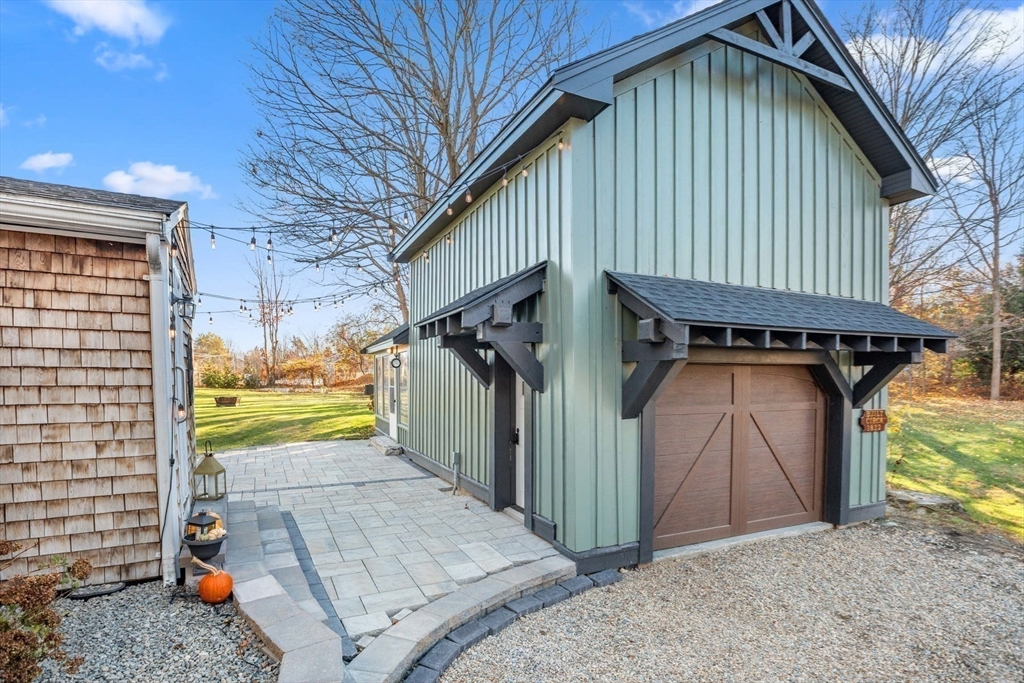 8 Andover St