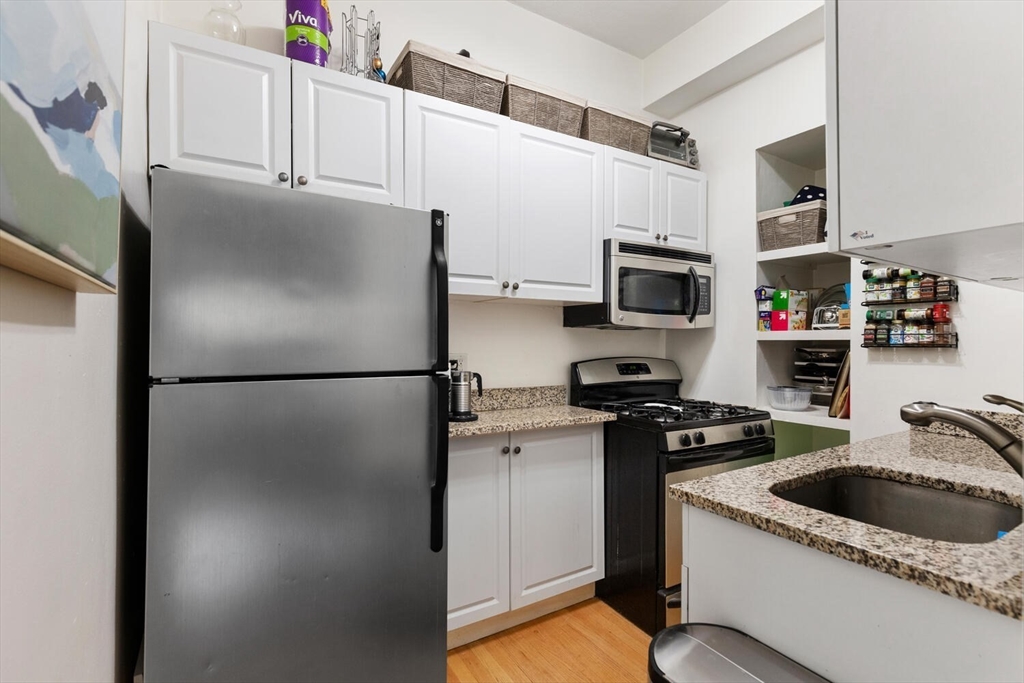 386 Commonwealth Ave # 21