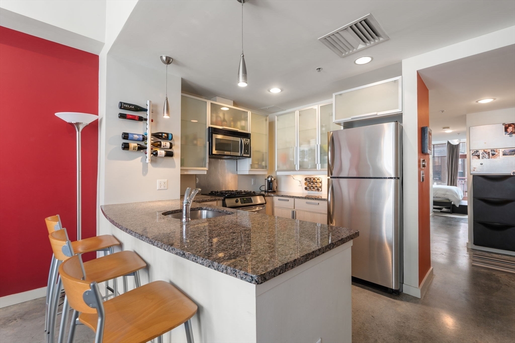 139 East Berkeley St # 301