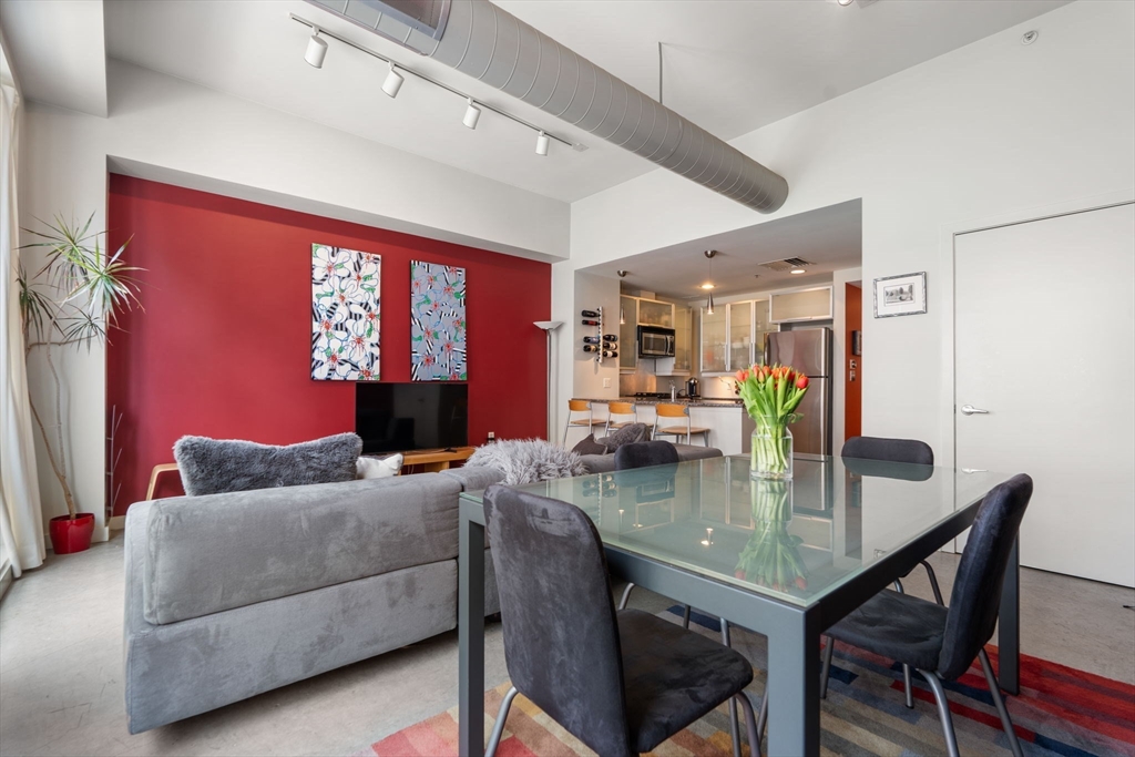 139 East Berkeley St # 301