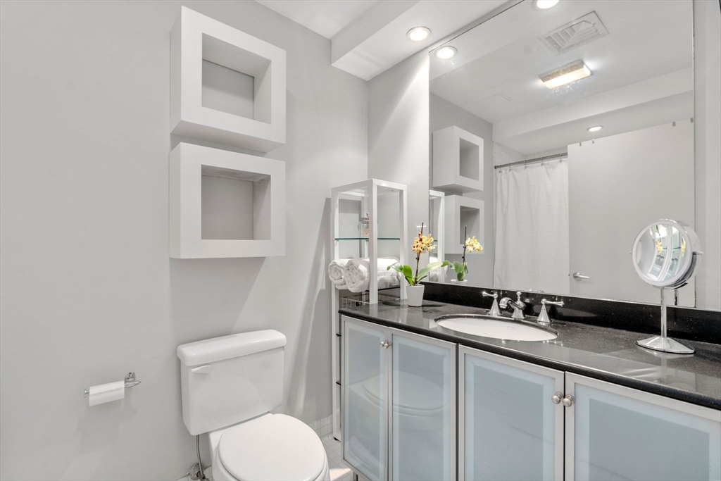 139 East Berkeley St # 301