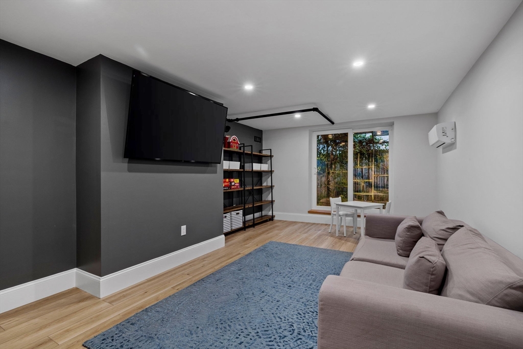 138 Summer St