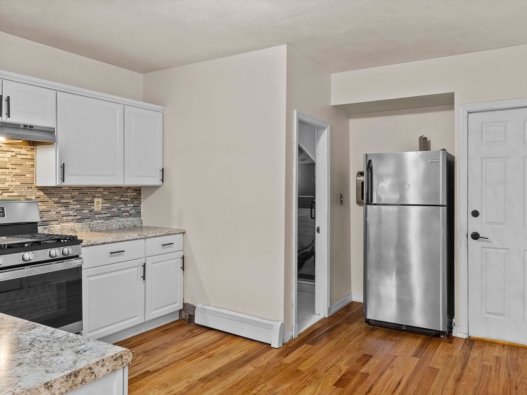 16 Newbury Street # 1